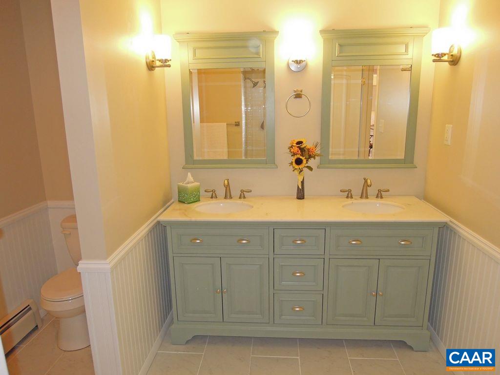 609 Shore Road Waynesboro, VA 22980 - Photo 11 of 20 Gallery Image 11