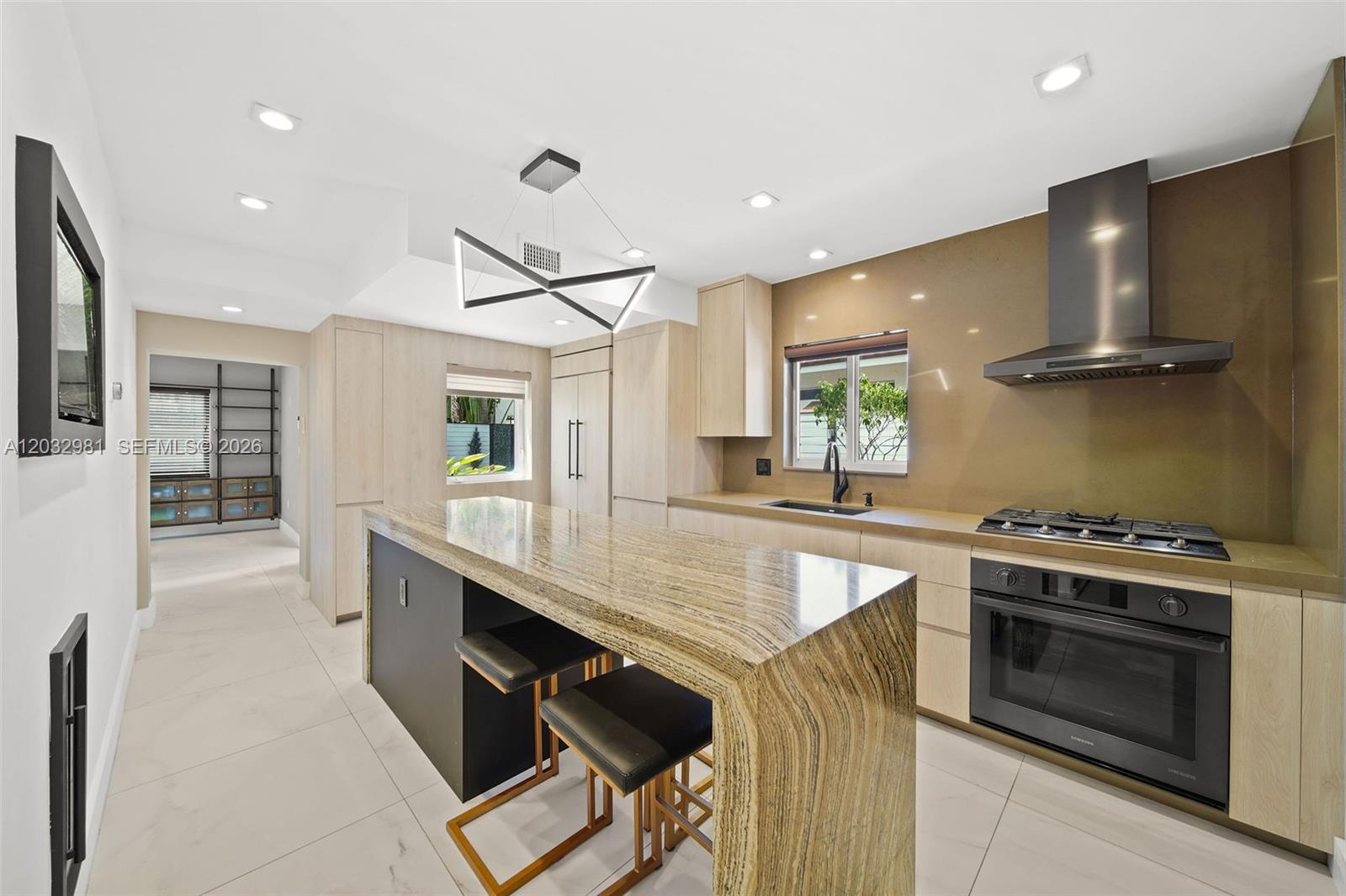 4416 Alton Road Miami Beach, FL 33140 - Photo 5 of 17 Photo 5