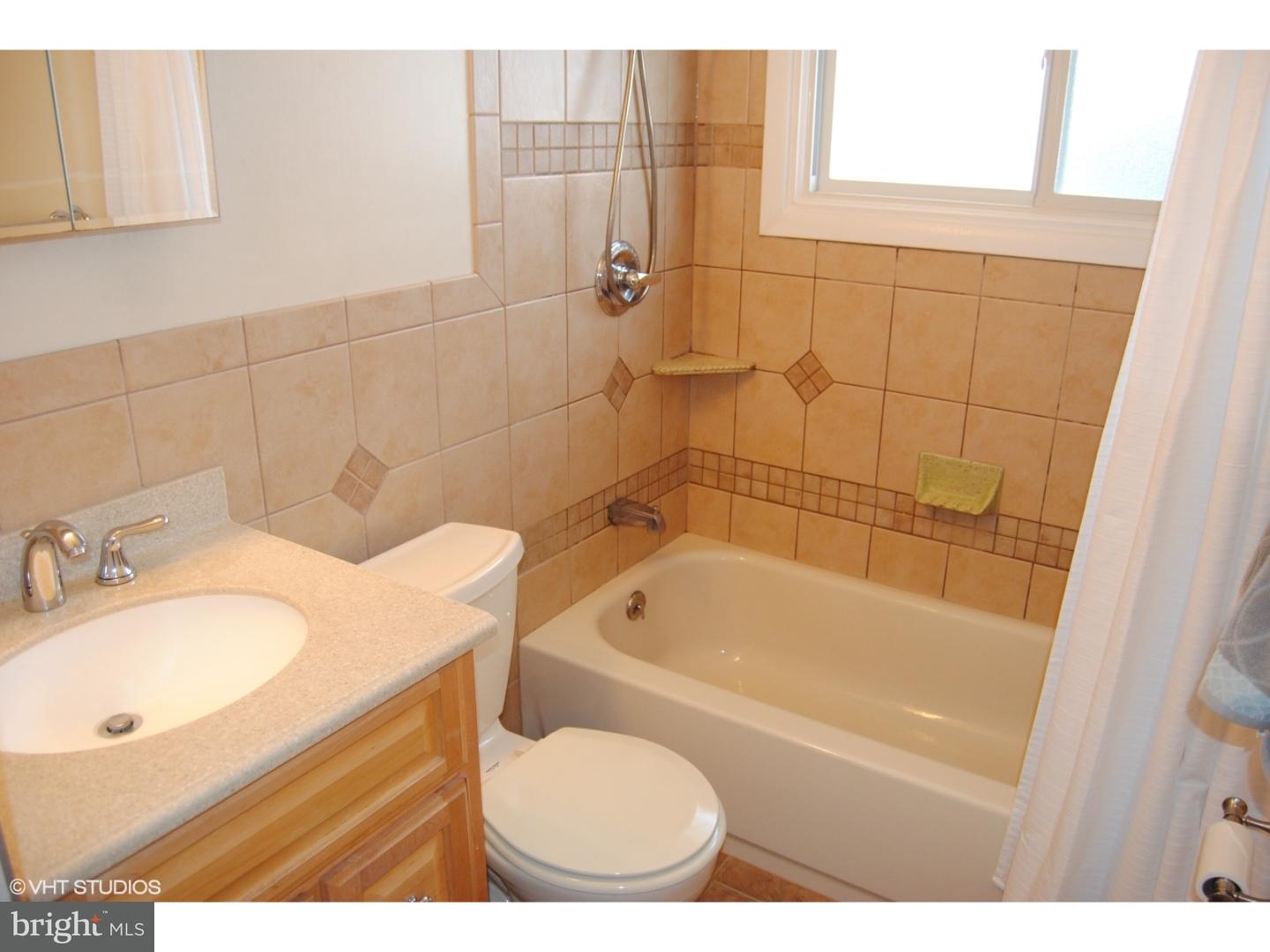 19 Hemlock Road Levittown, PA 19056 - Photo 14 of 22 Gallery Image 14