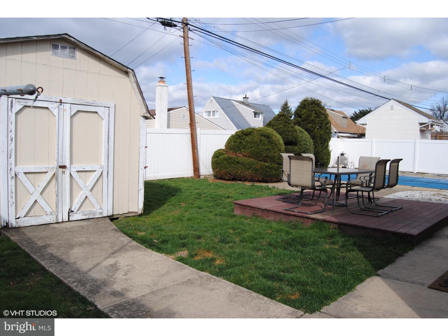 19 Hemlock Road Levittown, PA 19056 - Photo 22 of 22 Gallery Image 22