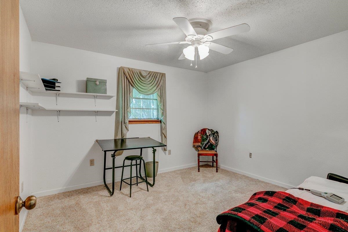 6831 Howe Street Groves, TX 77619 - Photo 18 of 34