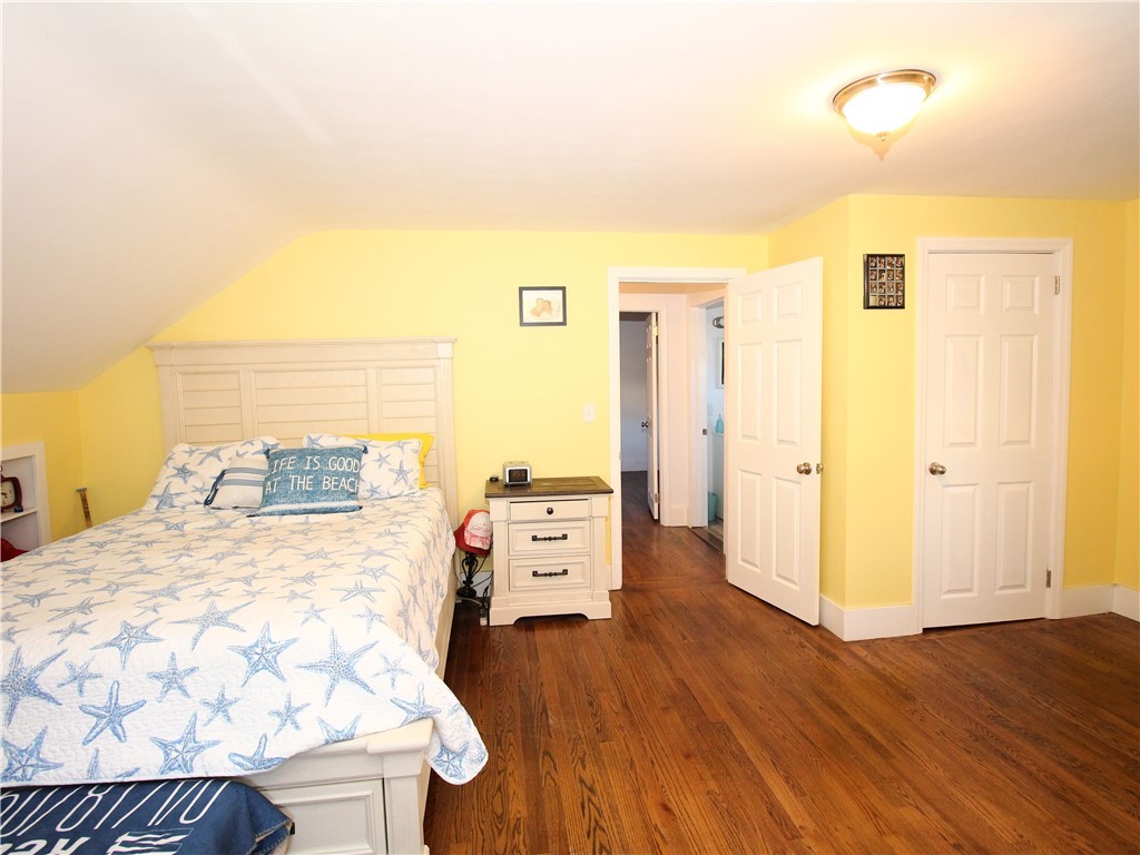69 West Main Road Middletown, RI 02842 - Photo 19 of 32