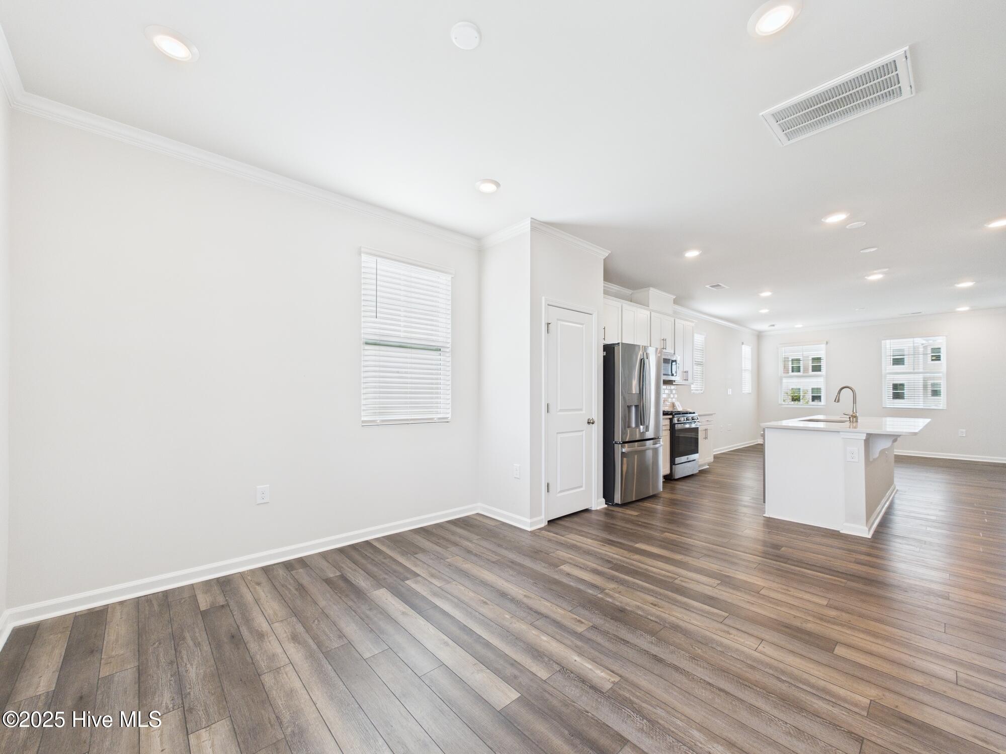 2709 Chert Lane Raleigh, NC 27610 - Photo 26 of 54 CAM01608G0-PR0112-STILL025