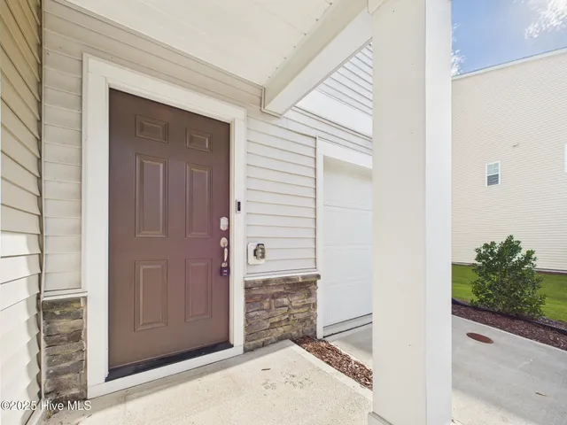 $2,115 | 2709 Chert Lane, Raleigh, NC 27610