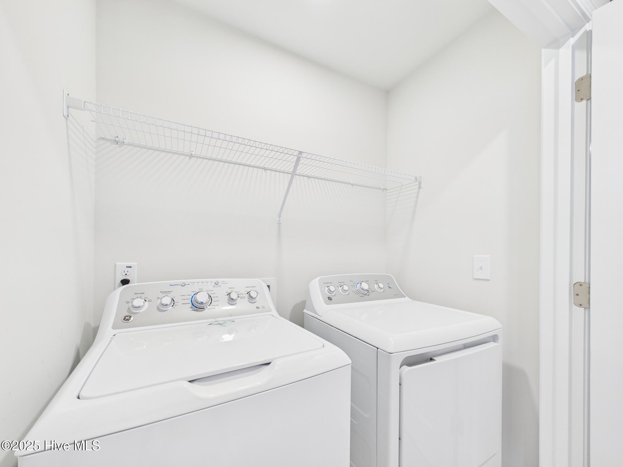 2709 Chert Lane Raleigh, NC 27610 - Photo 41 of 54 CAM01608G0-PR0112-STILL044