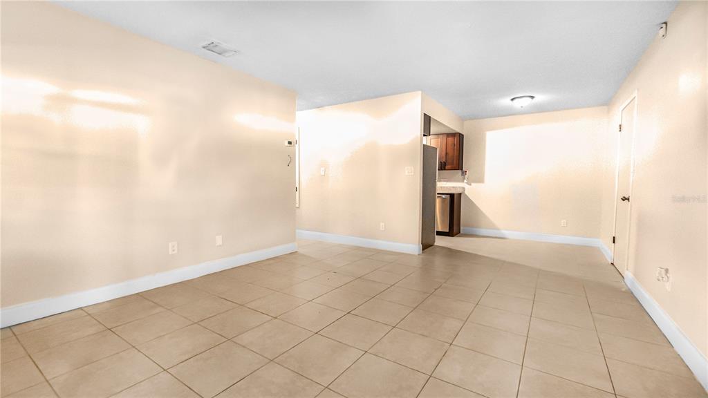 4880 Lake Ridge Road, Unit 7 Orlando, FL 32808 - Photo 3 of 23