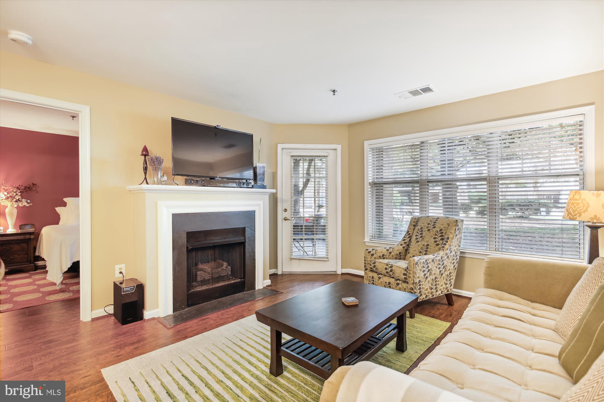 5563 Seminary Road, Unit 115 Falls Church, VA 22041 - Photo 9 of 39 Gallery Image 9