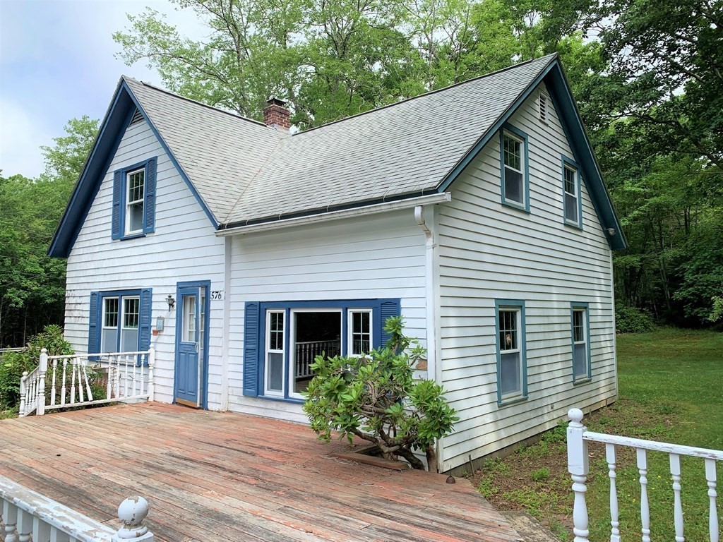576 East County Road Rutland, MA 01543 - Photo 1 of 12