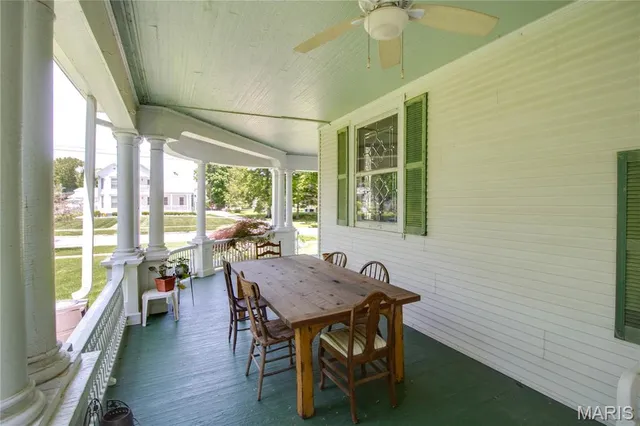 $499,900 | 619 East Main Street, Carlinville, IL 62626