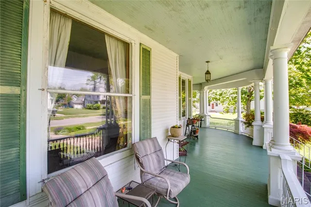 $499,900 | 619 East Main Street, Carlinville, IL 62626