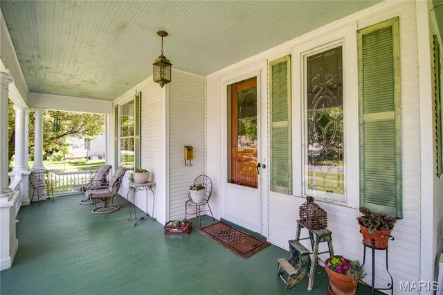 $499,900 | 619 East Main Street, Carlinville, IL 62626