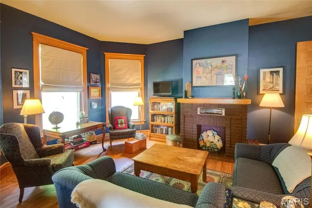 $499,900 | 619 East Main Street, Carlinville, IL 62626