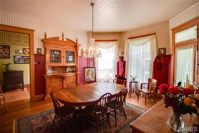 $499,900 | 619 East Main Street, Carlinville, IL 62626