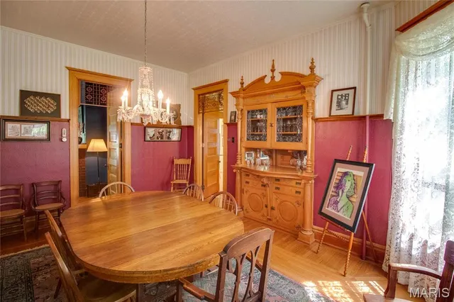 $499,900 | 619 East Main Street, Carlinville, IL 62626