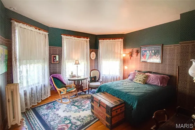 $499,900 | 619 East Main Street, Carlinville, IL 62626