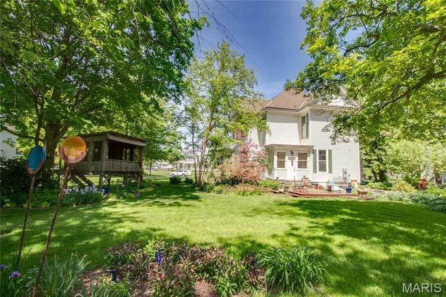 $499,900 | 619 East Main Street, Carlinville, IL 62626