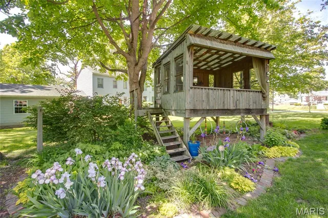 $499,900 | 619 East Main Street, Carlinville, IL 62626