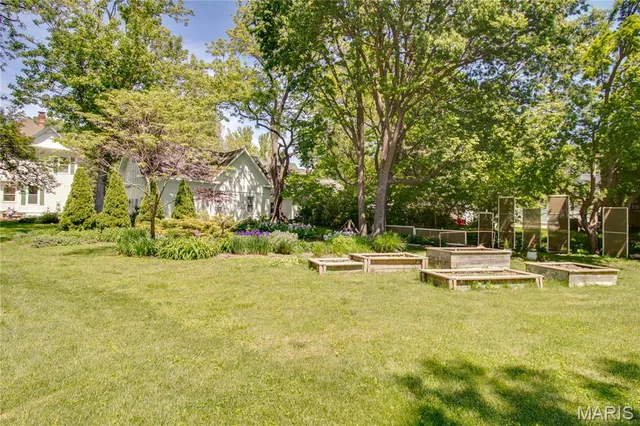 $499,900 | 619 East Main Street, Carlinville, IL 62626