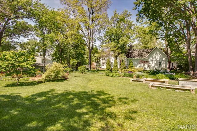 $499,900 | 619 East Main Street, Carlinville, IL 62626