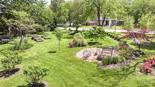 $499,900 | 619 East Main Street, Carlinville, IL 62626