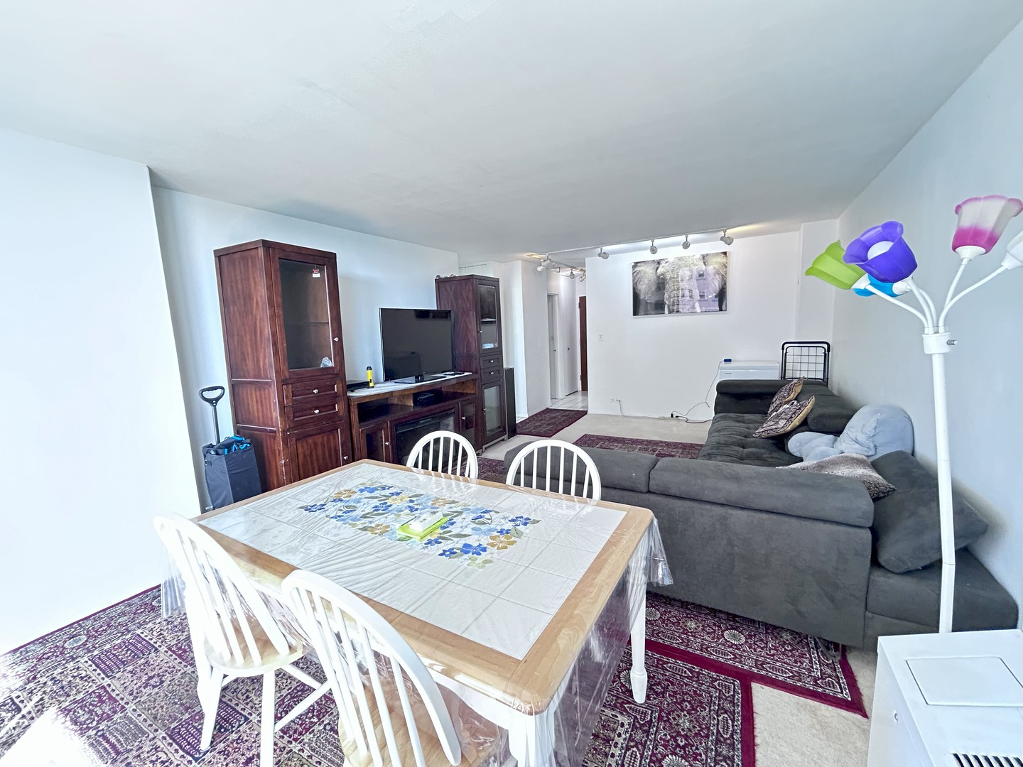 5601 North Sheridan Road, Unit 7D Chicago, IL 60660 - Photo 9 of 20 Gallery Image 9
