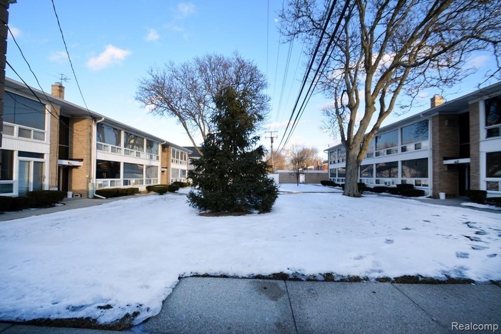 125 East 14 Mile Road, Unit 11 Birmingham, MI 48009 - Photo 24 of 25