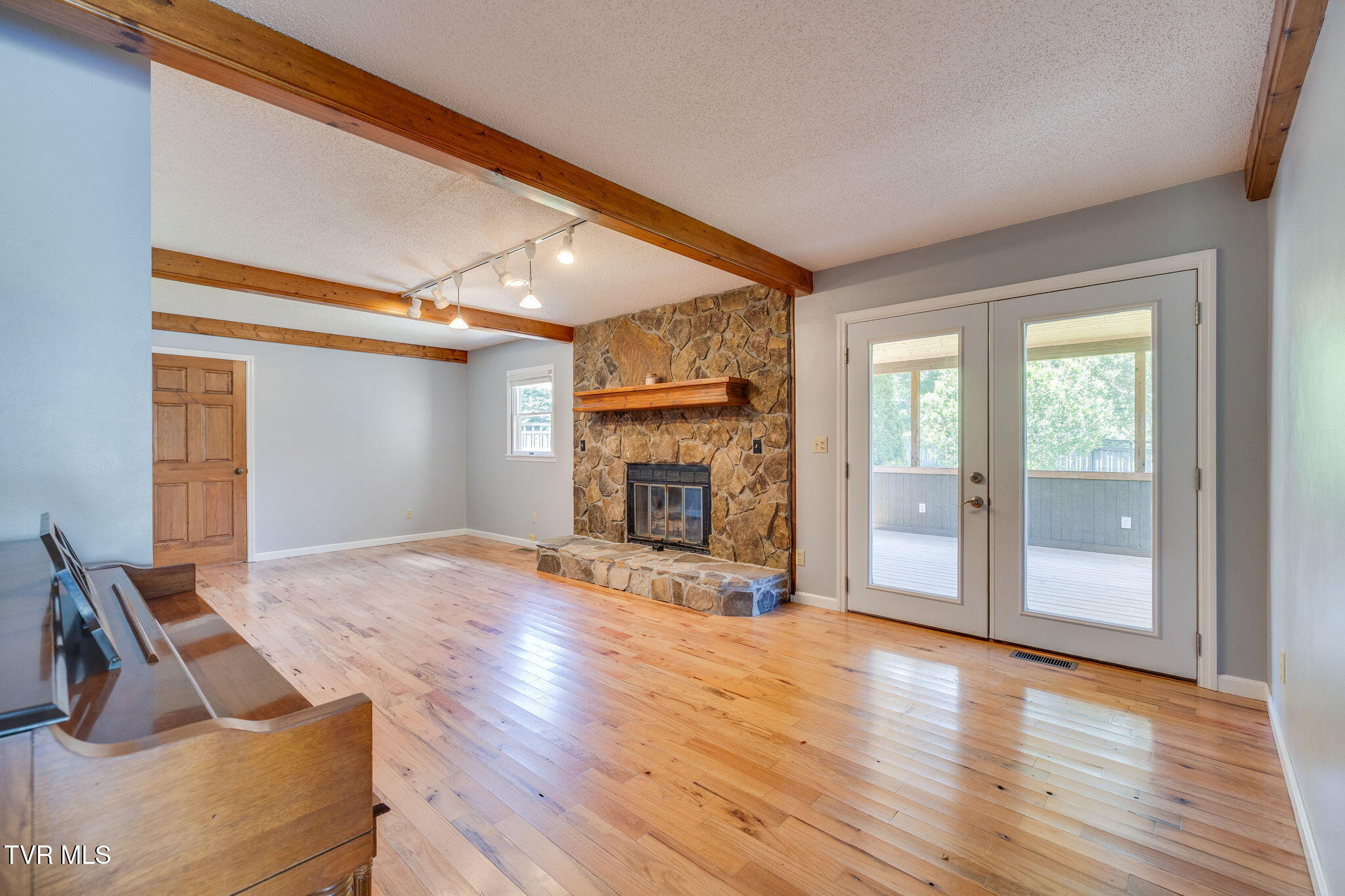 2015 Ridgefield Road Johnson City, TN 37601 - Photo 12 of 48 011
