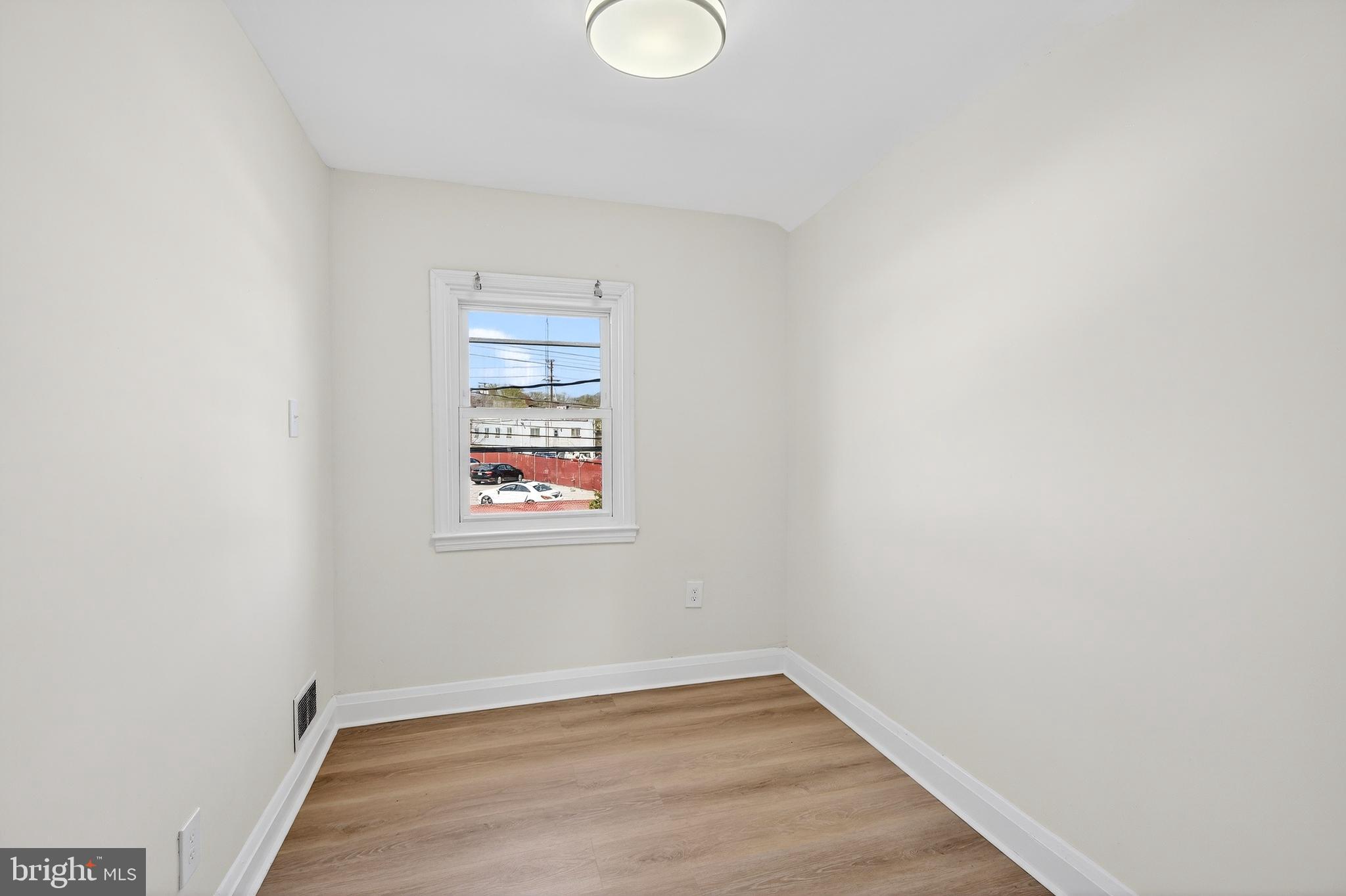 1870 Yakona Road Baltimore, MD 21234 - Photo 21 of 42