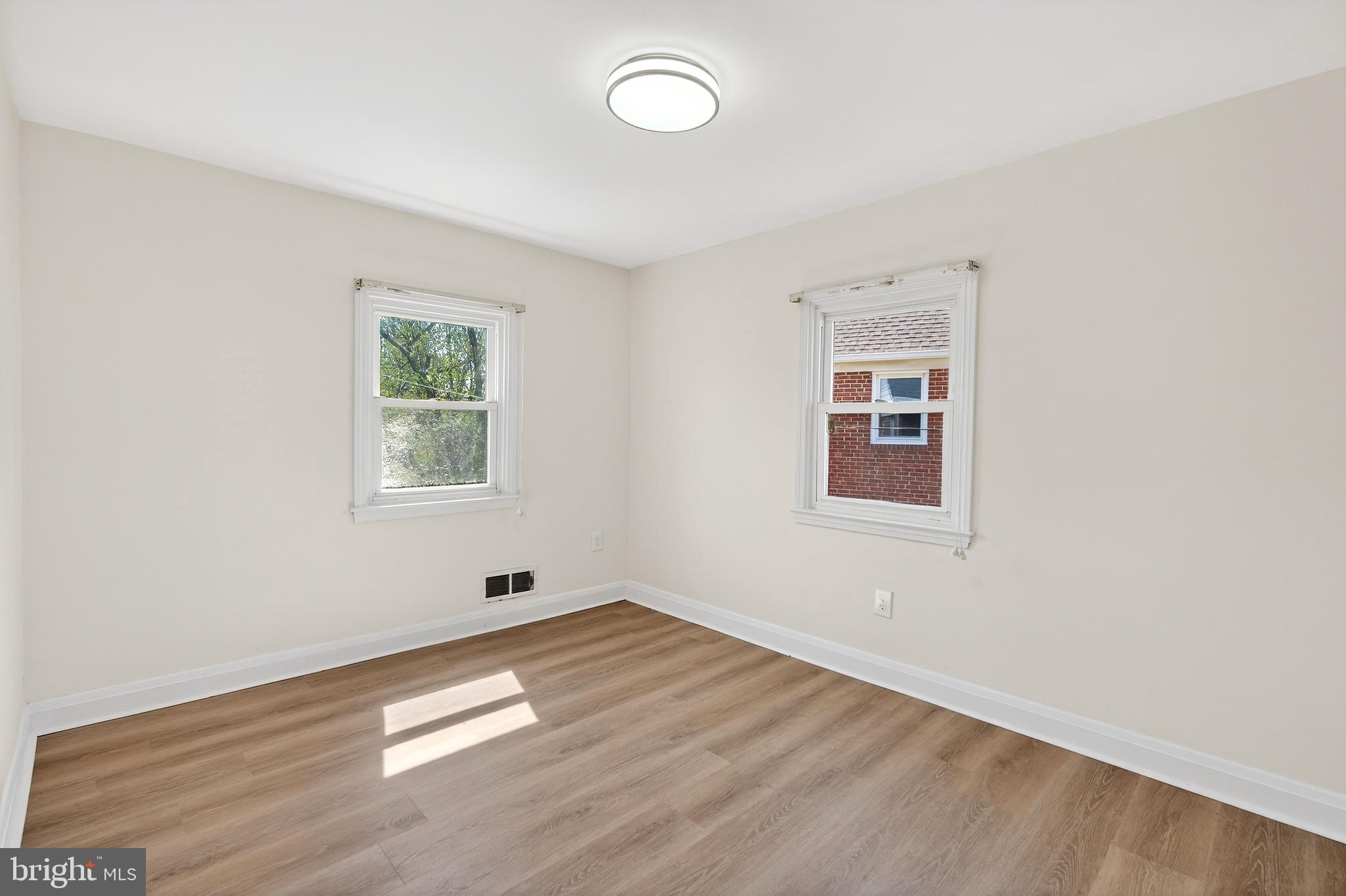 1870 Yakona Road Baltimore, MD 21234 - Photo 22 of 42