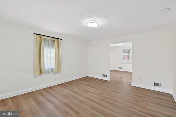 $2,400 | 1870 Yakona Road, Baltimore, MD 21234