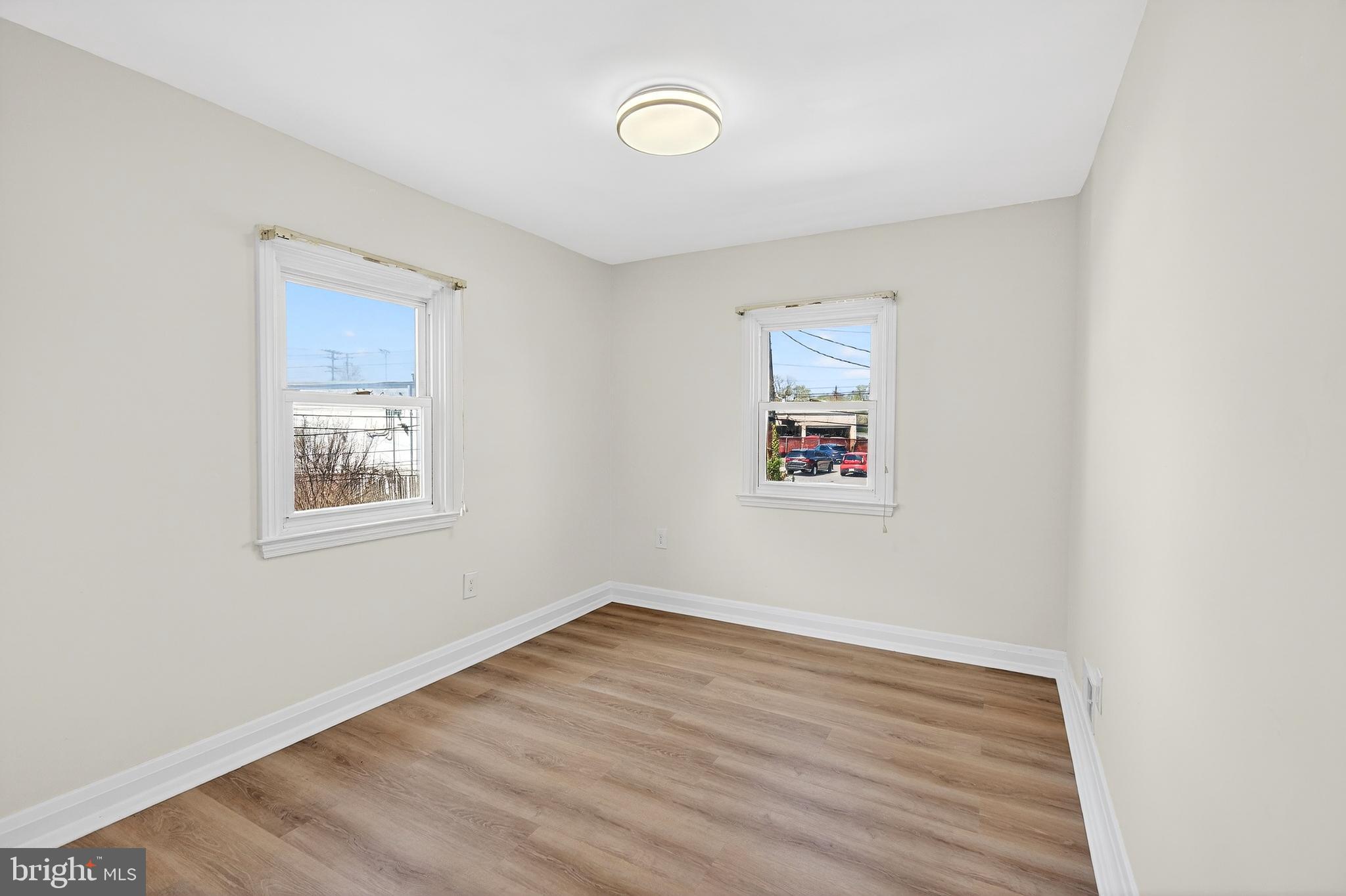 1870 Yakona Road Baltimore, MD 21234 - Photo 29 of 42