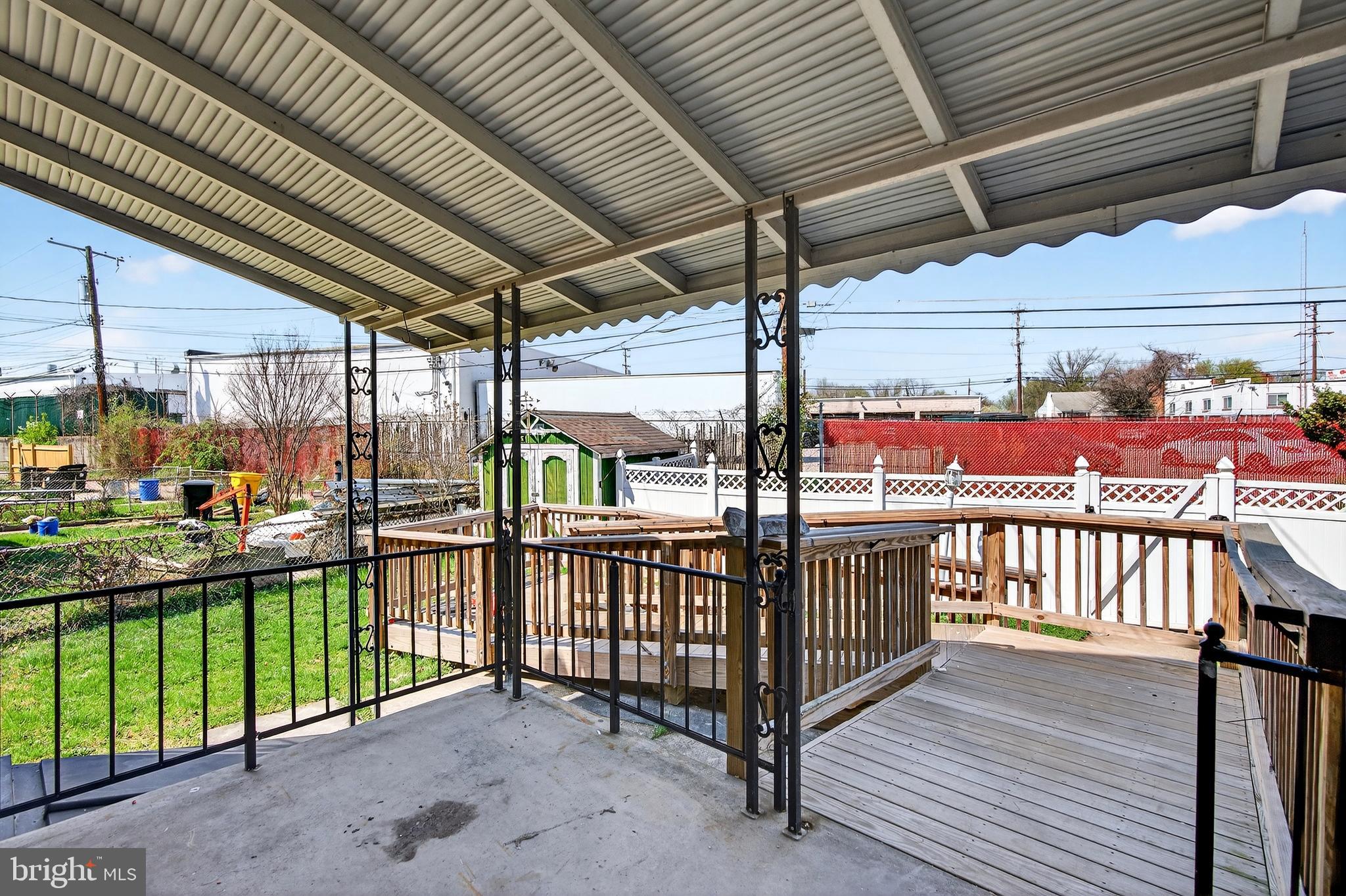 1870 Yakona Road Baltimore, MD 21234 - Photo 36 of 42