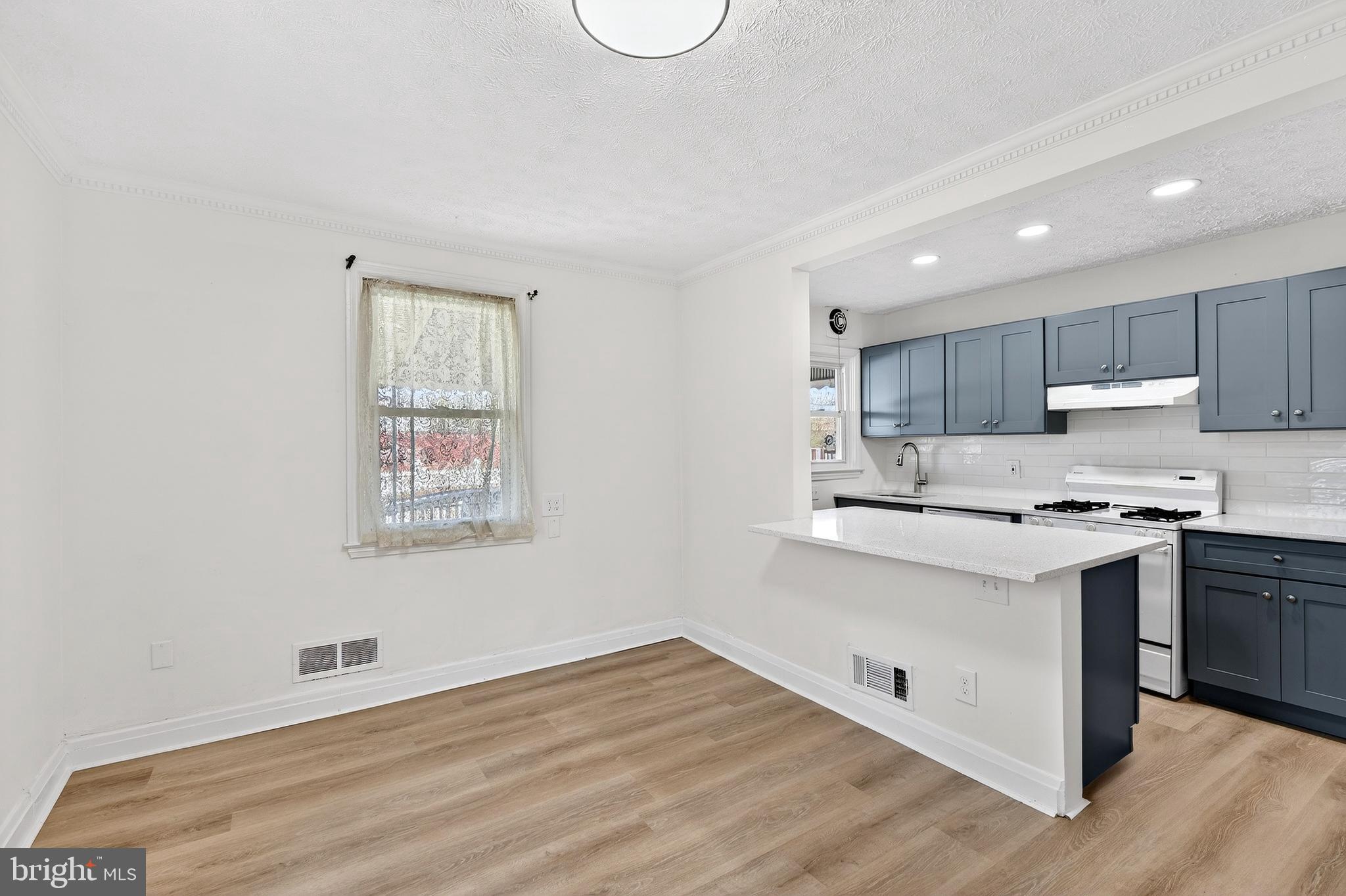 1870 Yakona Road Baltimore, MD 21234 - Photo 9 of 42