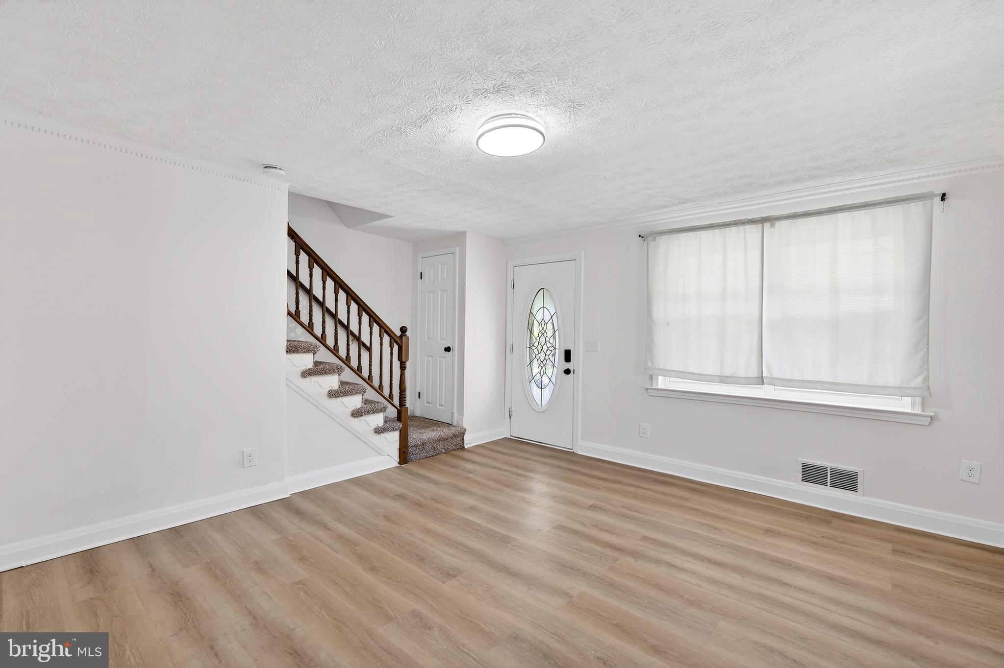 1870 Yakona Road Baltimore, MD 21234 - Photo 10 of 42