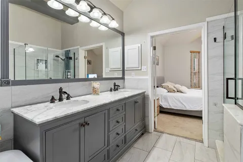 $3,100 | 3704 Runnels Court, Austin, TX 78732
