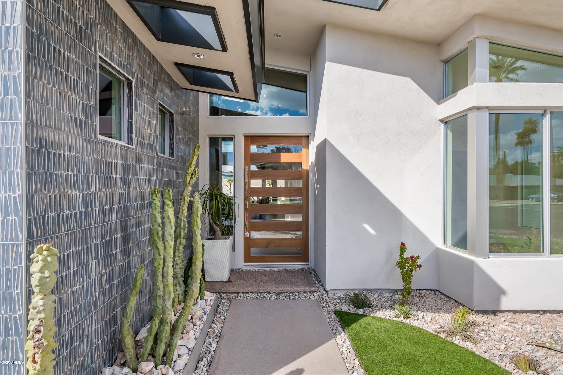 4526 East Cheery Lynn Road Phoenix, AZ 85018 - Photo 12 of 69 Front Entry