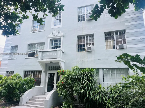 $1,700 | 842 Meridian Avenue, Unit 2G, Miami Beach, FL 33139