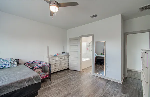 $3,700 | 22 Desert Spring Lane, Manvel, TX 77578