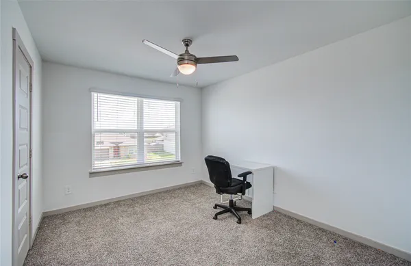 $3,700 | 22 Desert Spring Lane, Manvel, TX 77578