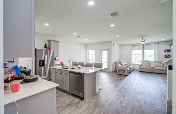$3,700 | 22 Desert Spring Lane, Manvel, TX 77578