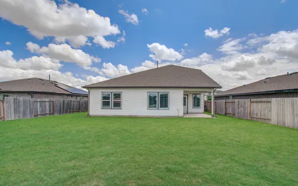 $3,700 | 22 Desert Spring Lane, Manvel, TX 77578