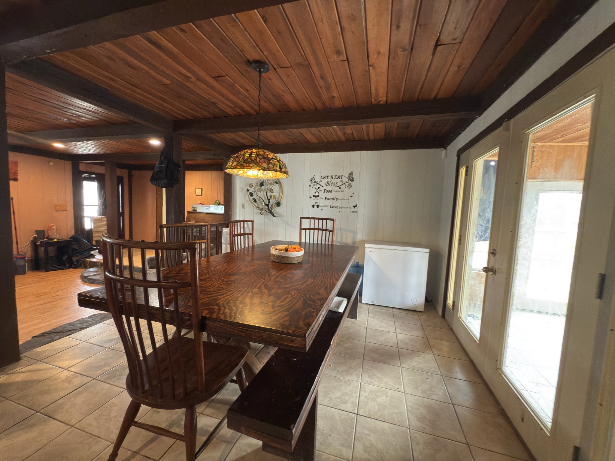 496 Rockhouse Road Hohenwald, TN 38462 - Photo 9 of 36 a dining room with furniture and window