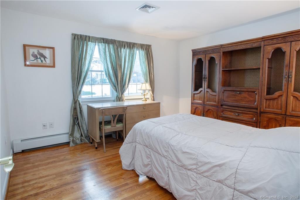 44 Alder Road Simsbury, CT 06070 - Photo 25 of 33 Bed #2, with views off the front of the home