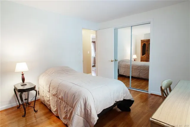 $3,500 | 44 Alder Road, Simsbury, CT 06070