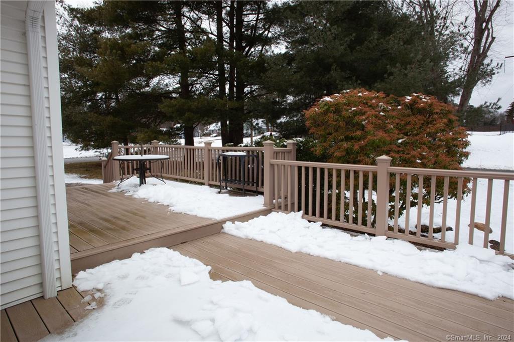 44 Alder Road Simsbury, CT 06070 - Photo 6 of 33