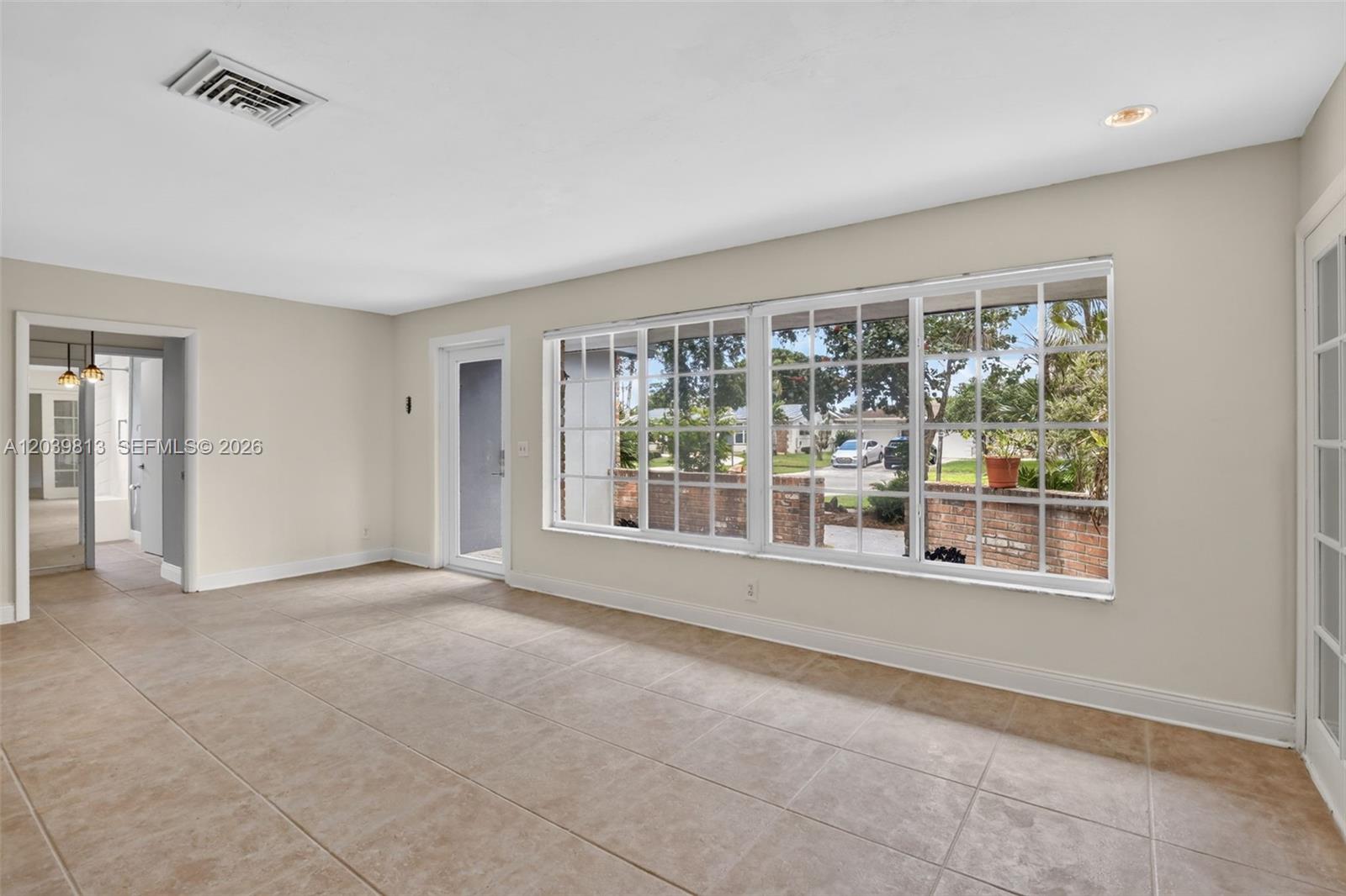 5511 Taylor Street Hollywood, FL 33021 - Photo 11 of 55