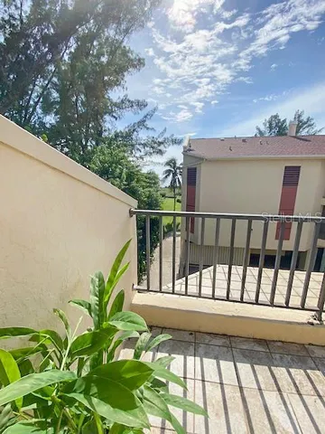 $7,750 | 5611 Gulf Of Mexico Drive, Unit 5, Longboat Key, FL 34228