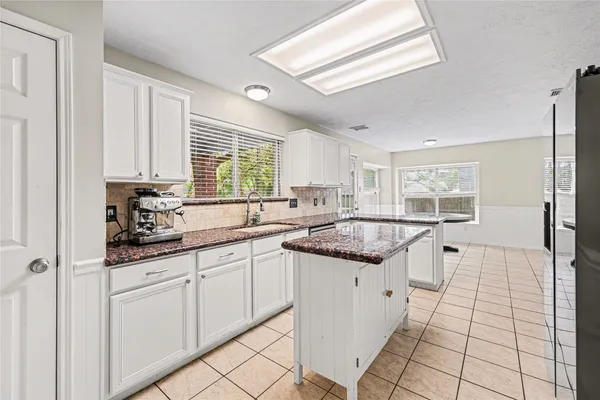 $339,000 | 1418 Green Tree Drive, Tomball, TX 77375