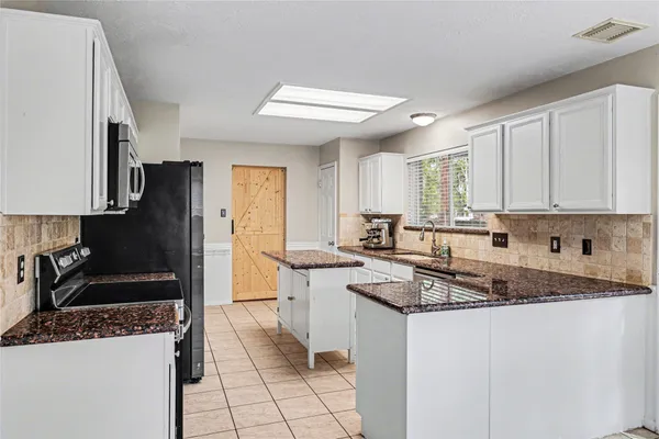 $339,000 | 1418 Green Tree Drive, Tomball, TX 77375