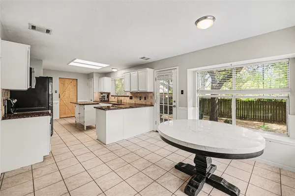 $339,000 | 1418 Green Tree Drive, Tomball, TX 77375